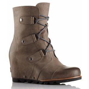Sorel Women's Joan of Arctic Wedge Mid Boots